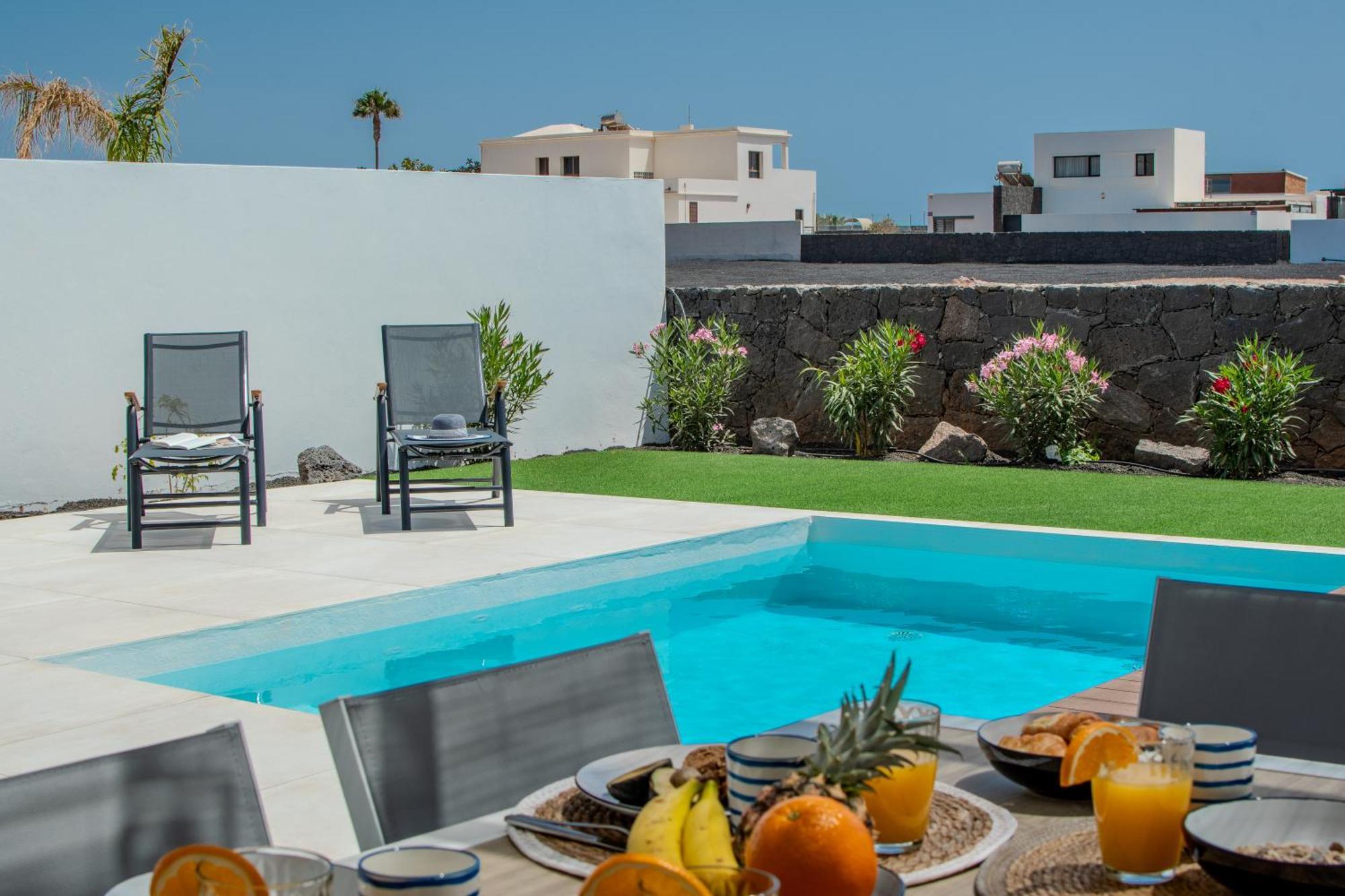 Serena Villa 38 - Heated Pool, Sea Views, Ac, High Speed Internet Playa Blanca  Exteriér fotografie
