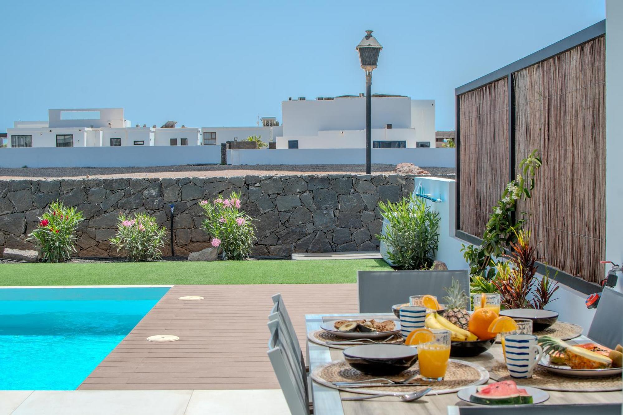 Serena Villa 38 - Heated Pool, Sea Views, Ac, High Speed Internet Playa Blanca  Exteriér fotografie